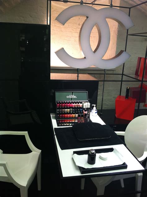 chanel nail salon covent garden|Chanel nail bar covent garden.